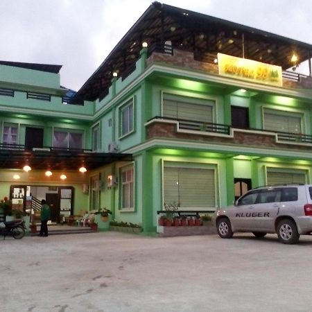 Hotel 99 Пин О Луин Екстериор снимка